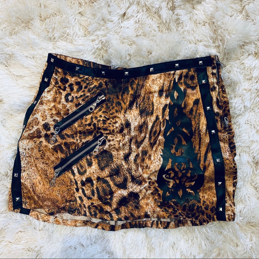 Leopard Mini Skirt with Detailing